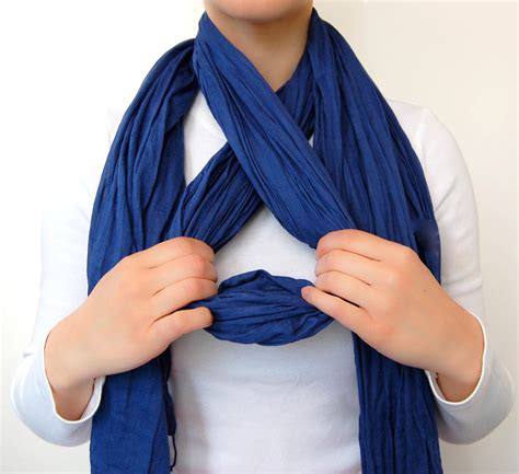 cute scarf knots.